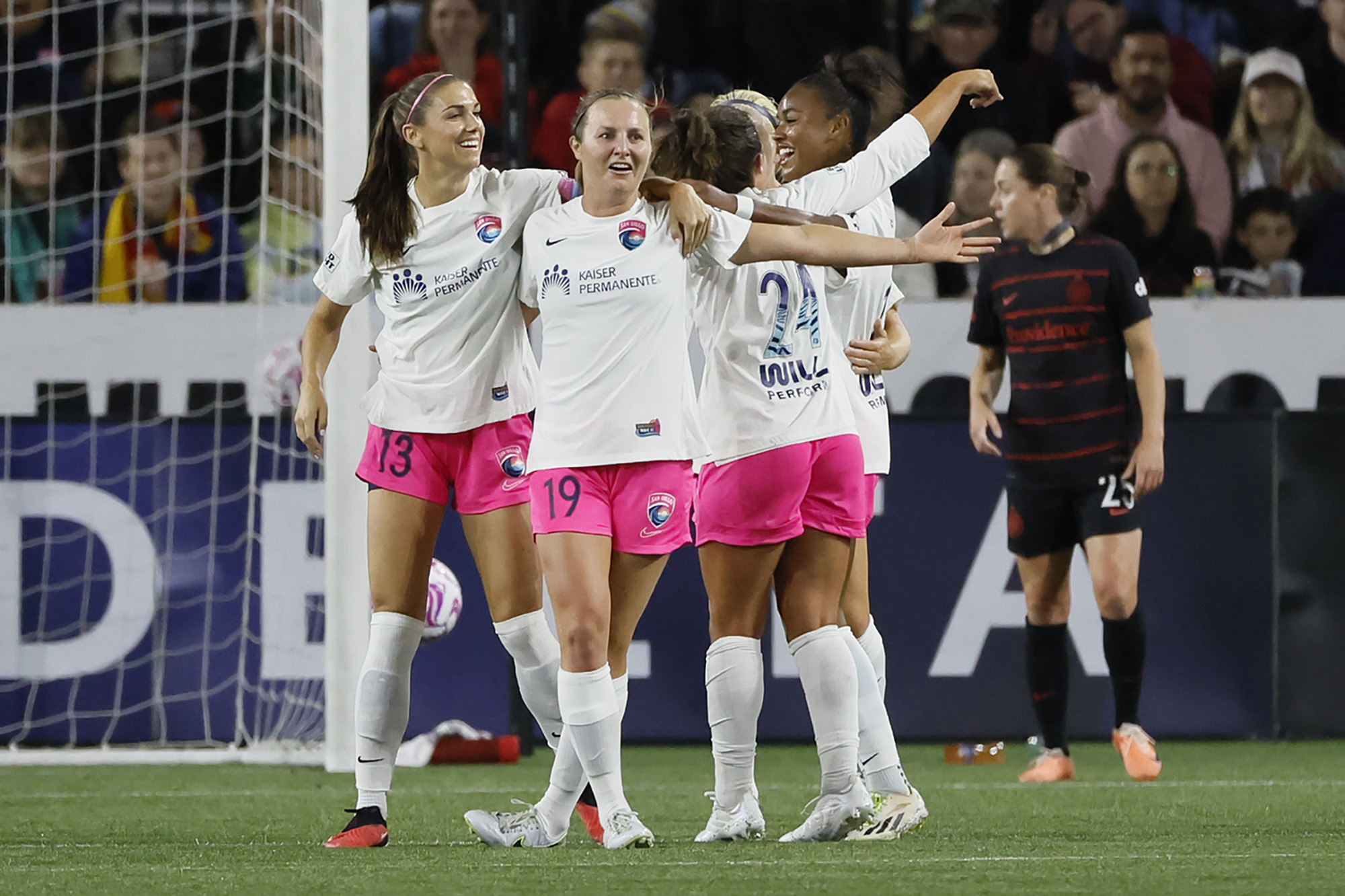 The race toward the NWSL Playoffs heats up The IX